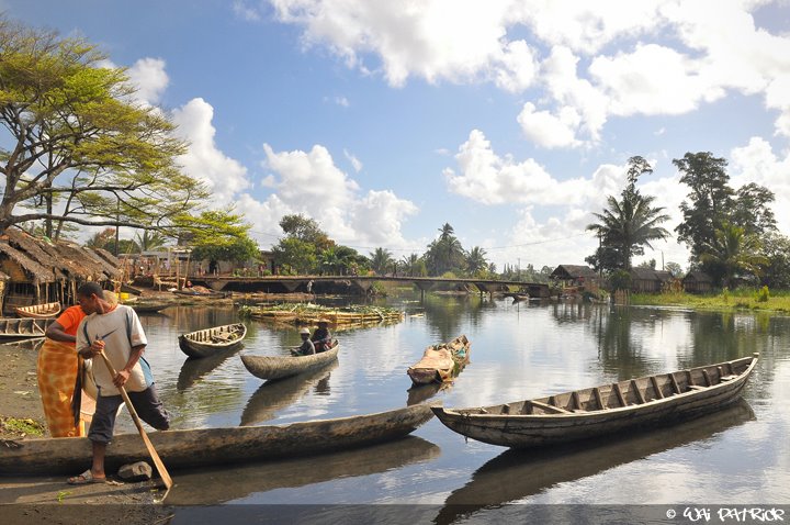 mon-fils-en-rose-pont-wai-kin-fuk-mananjary-by-patrick-wai